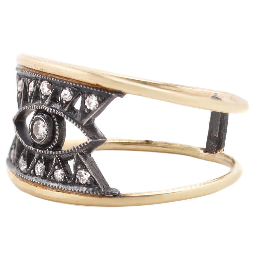 Nea Isis Ring