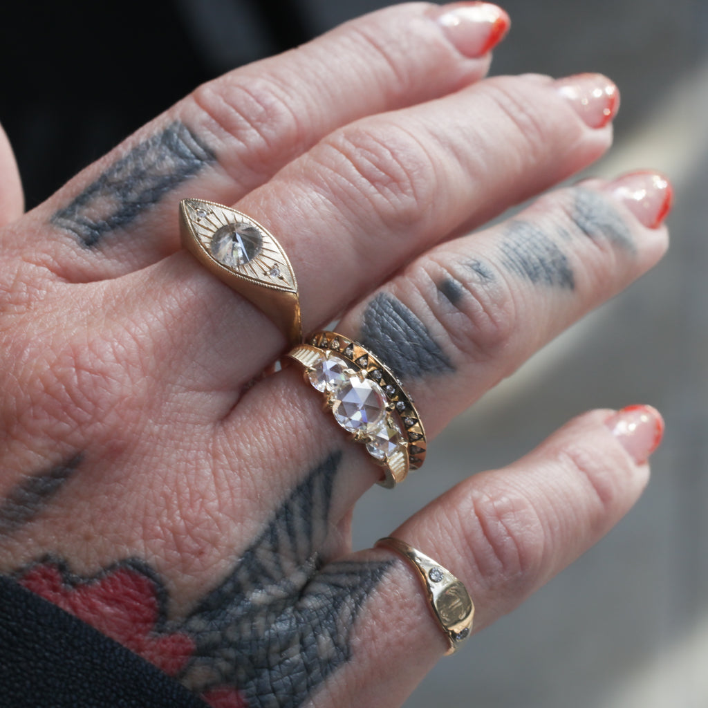 Grande Temple Ring - White Round Diamond