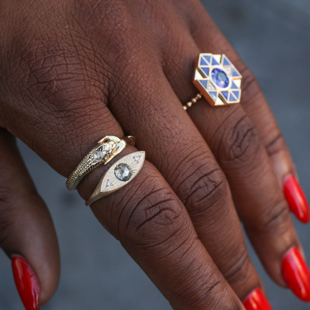 Petite Third Eye Ring - Salt & Pepper Diamond