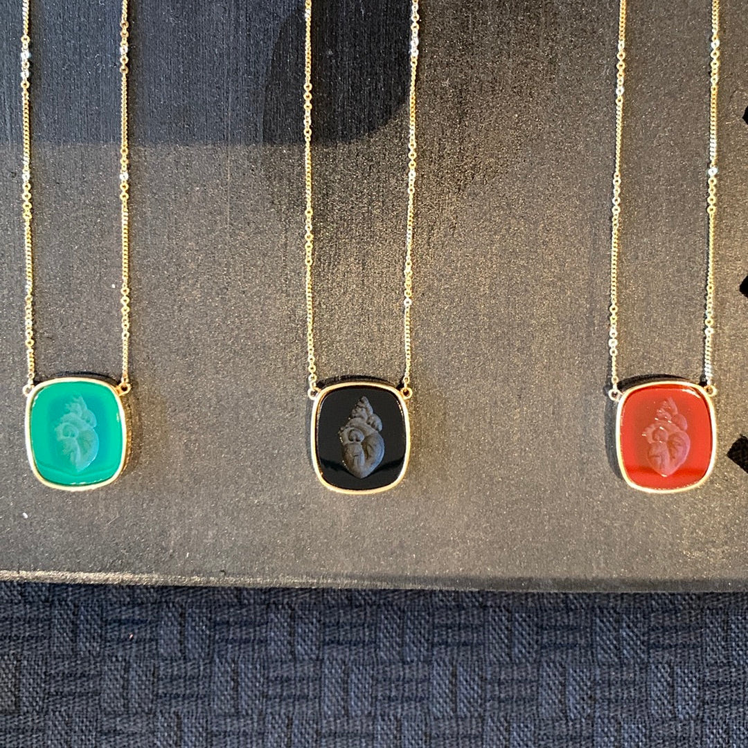 Heart Intaglio Necklace - Small Chain