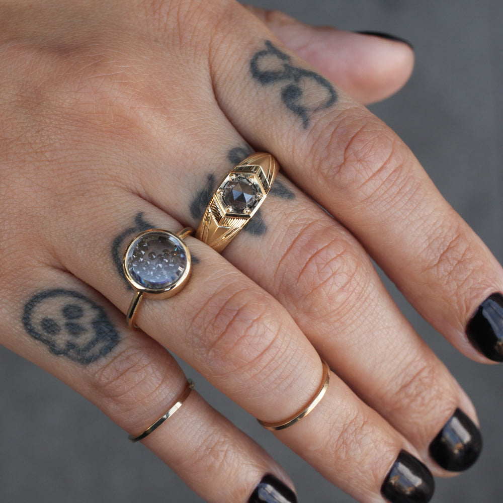 Circle Kaleidoscope Shaker Ring - Black Diamond