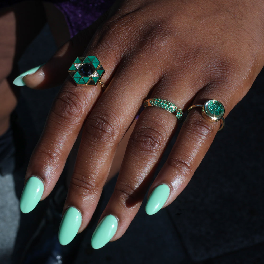 Circle Kaleidoscope Shaker Ring - Emerald